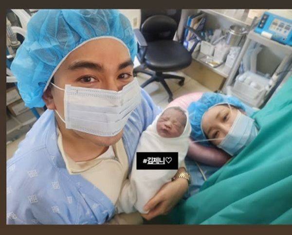 윤진이 가족