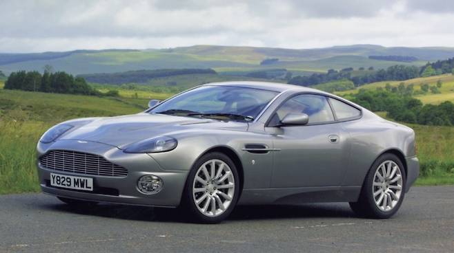 애스턴마틴 뱅퀴시 사진=애스턴마틴