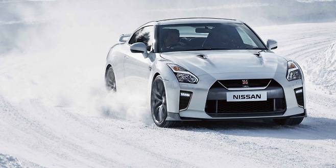 닛산 GT-R 사진=닛산