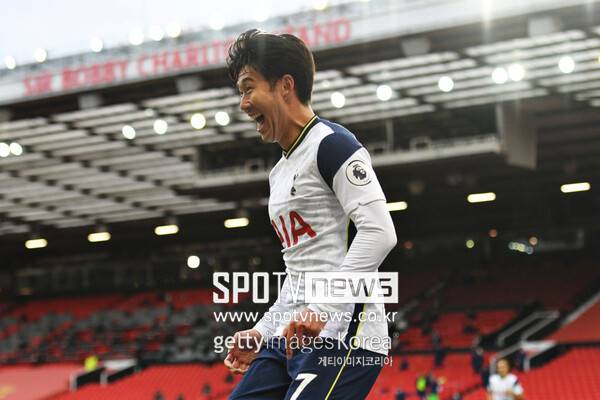 ▲ 맨체스터 유나이티드의 홈경기장인 올드 트래포드에서 뛰었던 토트넘 홋스퍼 주장 손흥민.