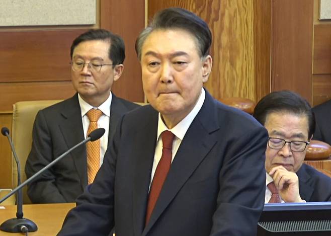 윤석열 대통령이 2월25일 서울 종로구 헌법재판소에서 열린 윤 대통령 탄핵심판 11차 변론에서 최종 의견 진술을 하고 있다. ⓒ헌법재판소 제공