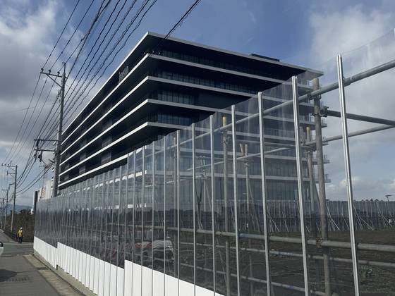 일본 구마모토현의 TSMC 제1공장 바로 옆에 2027년 말 가동을 목표로 제2공장 건설이 진행되고 있다. 김현예 특파원