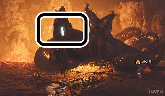 ▲ 공격 직전의 촉수는 항상 빛나는 문어 빨판이 나온다