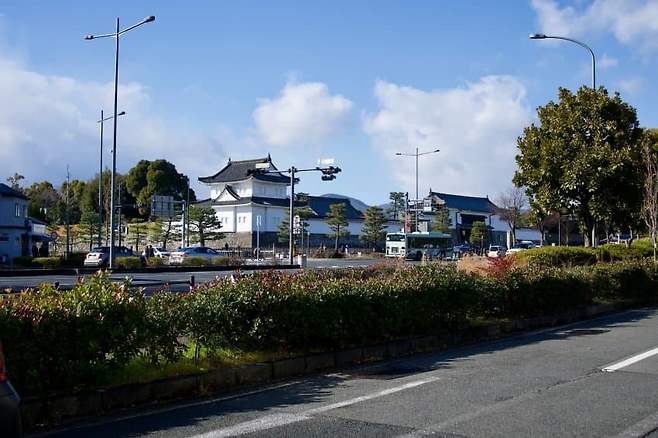 7bef8900b0821cff23ed8691439c7019a17bd0b5d923e94dcca4f7ff1d5d2421f72a76cbe1904d3e373b49f29cbaf6f565acd73db4