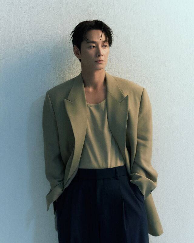 배우 이현욱/길스토리이엔티