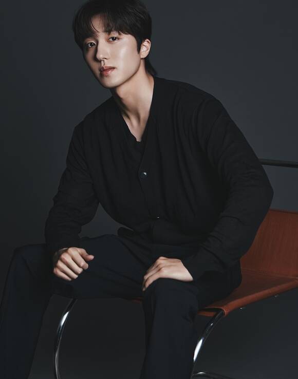 강찬희는 "관객들의 마음을 움직일 수 있는, 인정받는 배우가 되고 싶다"고 각오를 다졌다. /FNC엔터테인먼트