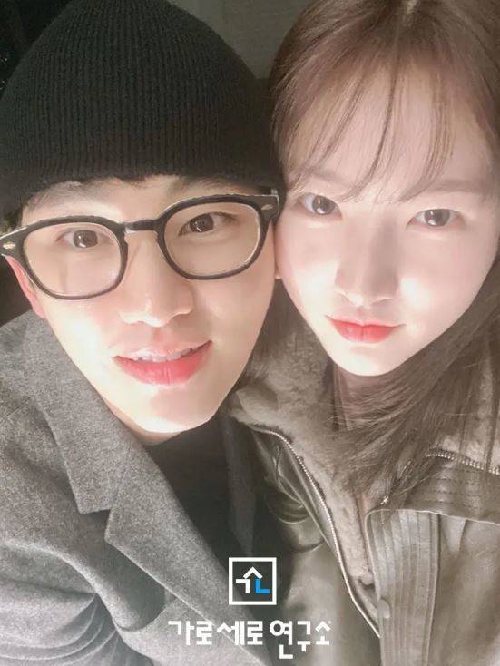 가로세로연구소 측이 13일 추가 공개한 김수현과 故김새론 사진 / 사진=가로세로연구소