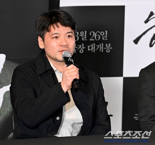 19일 용산CGV에서 열린 영화 '승부'의 언론시사회, 김형주 감독이 인사말을 하고 있다. 용산=허상욱 기자 wook@sportschosun.com/2025.03.19/