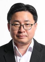 황인찬 도쿄 특파원