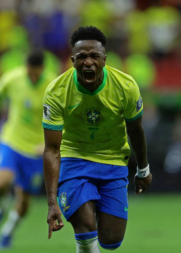 ▲ 비니시우스 주니오르는 브라질 대표팀에 차출, 2026 북중미 월드컵 남미 예선을 치르고 있다. 콜롬비아전에서 후반 추가 시간 극장골을 넣으며 브라질에 2-1 승리를 안겼다. ⓒ연합뉴스/AP/REUTERS/AFP