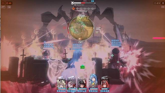 ▲ 지속 평타 힐로 크라운의 스킬을 발동시킨다. 나가를 따로 빼 쓸 수 있다