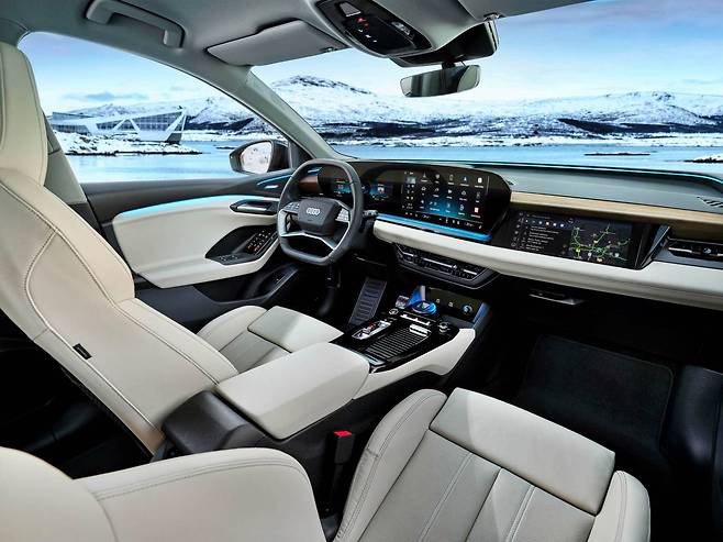 더 뉴 아우디 Q6 e-트론 실내 / 출처=아우디