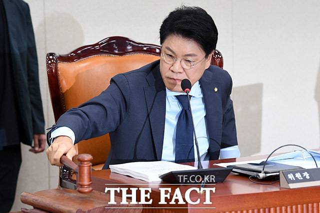 서울경찰청 여성안전과는 장 전 의원의 준강간치상 혐의 고소장을 접수하고 수사에 나섰다. 장 전 의원은 지난 28일 경찰에 출석해 한 차례 조사를 받은 것으로 확인됐다. /남용희 기자