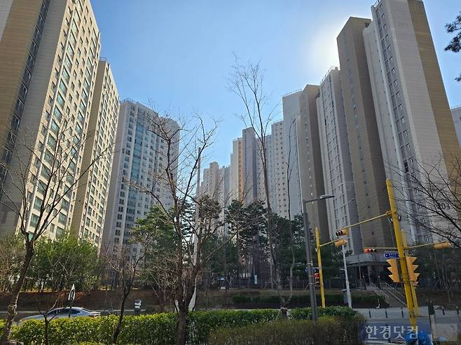 경기 김포시 풍무동 대장 아파트인 '풍무센트럴푸르지오' 단지 전경. 사진=이송렬 기자.