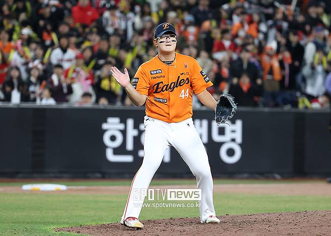 ▲ 근래 한화의 마무리 잔혹사를 끊을 기대주로 평가되는 김서현 ⓒ곽혜미 기자