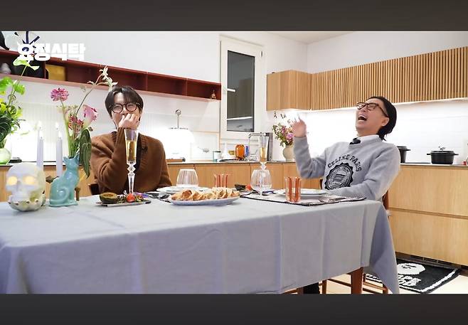 정재형의 '요정식탁'에 출연한 BTS 제이홉(왼쪽). 유튜브 '요정재형' 캡처