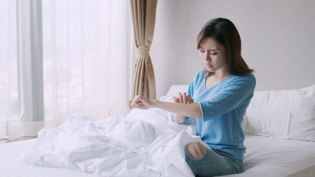 잘못된 실내 생활 습관은 알레르기 증상의 원인이 된다 | 출처: 클립아트코리아