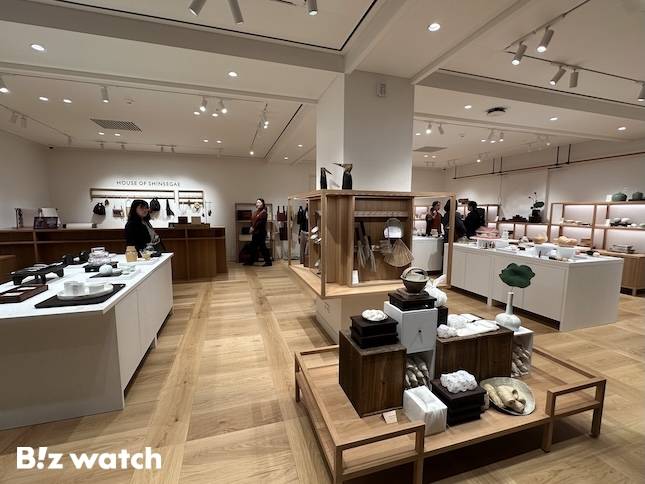 신세계백화점 본점의 '더 헤리티지'의 기프트샵. / 사진=정혜인 기자 hij@