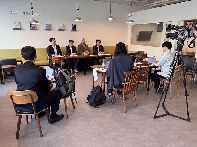 ▲ 지난 10일 뉴스타파는 서울 충무로 뉴스타파함께센터에서 ‘윤석열 명예훼손’ 사건 관련 정치인과 관료 3명을 민형사 고소하는 기자회견을 진행했다.