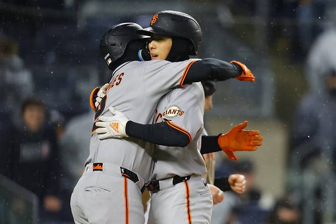 샌프란시스코 이정후가 12일 양키스 원정에서 3점 홈런 대활약을 펼치며 9대1 승리에 앞장섰다. AFP연합뉴스