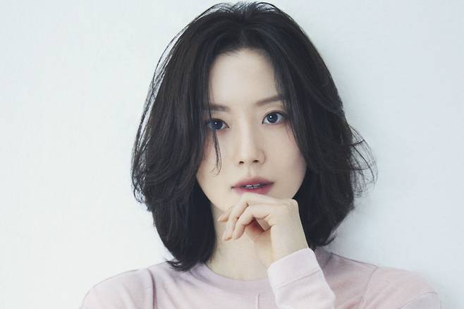 문채원