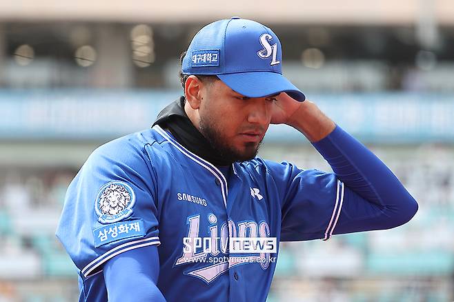 ▲ 레예스는 어깨에[ 염증이 발견돼 열흘간 이를 가라앉힐 시간을 가진다. ⓒ곽혜미 기자