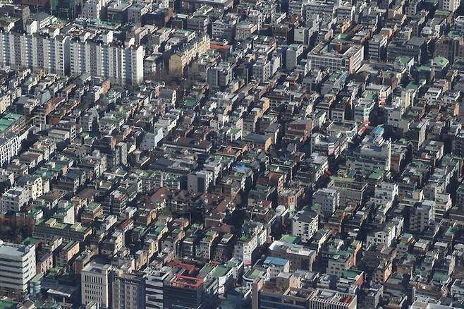 전월세 거래 중 월세 거래 비중이 과반을 넘기면서 임대차 시장 무게 추가 전세에서 월세로 넘어가는 모양새다.ⓒ데일리안 DB