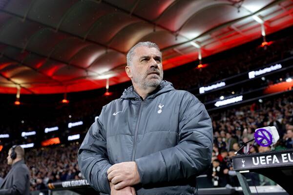 ▲ 토트넘 홋스퍼는 유로파리그 4강에 올랐다. 아인라흐트 프랑크푸르트와의 8강 2차전에서 1-0으로 이기며 1, 2차전 합계 2-1로 웃었다. 엔제 포스테코글루 감독의 운명도 요동쳤지만, 일단 생존에 성공했다. ⓒ연합뉴스/EPA