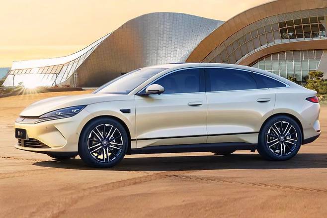 BYD 친 L EV