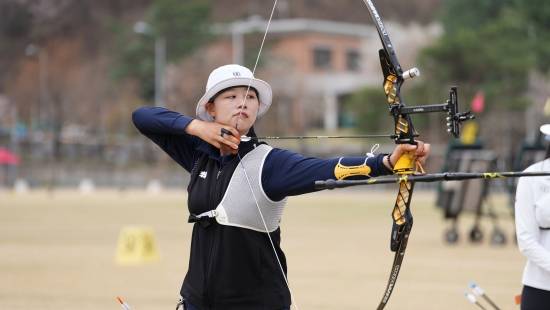 18일 원주양궁장에서 진행된 2025 양궁 국가대표 최종 2차 평가전을 통해 올 시즌 대한민국 양궁을 대표할 리커브∙컴파운드 국가대표가 선발됐다. 대한양궁협회 제공