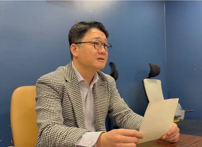 서태석 변호사가 'SNS 부업사기'에 대해 인터뷰하고 있다. / 사진 = 강윤지 인턴기자