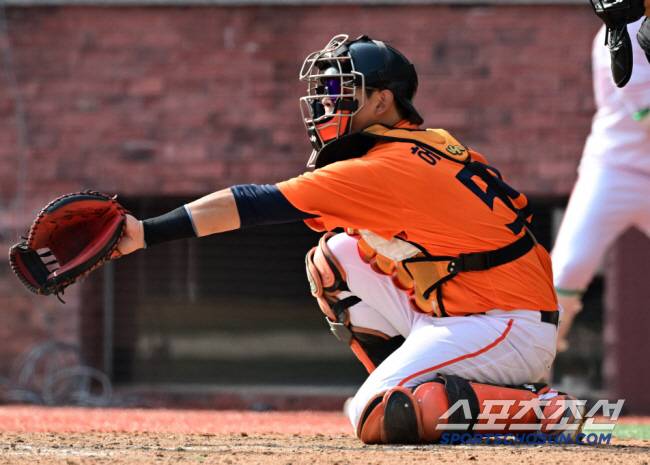 11일 인천 SSG랜더스필드에서 열린 SSG 랜더스와 한화 이글스의 시범경기. 한화 포수 허인서가 수비를 하고 있다. 인천=박재만 기자 pjm@sportschosun.com/2025.03.11/