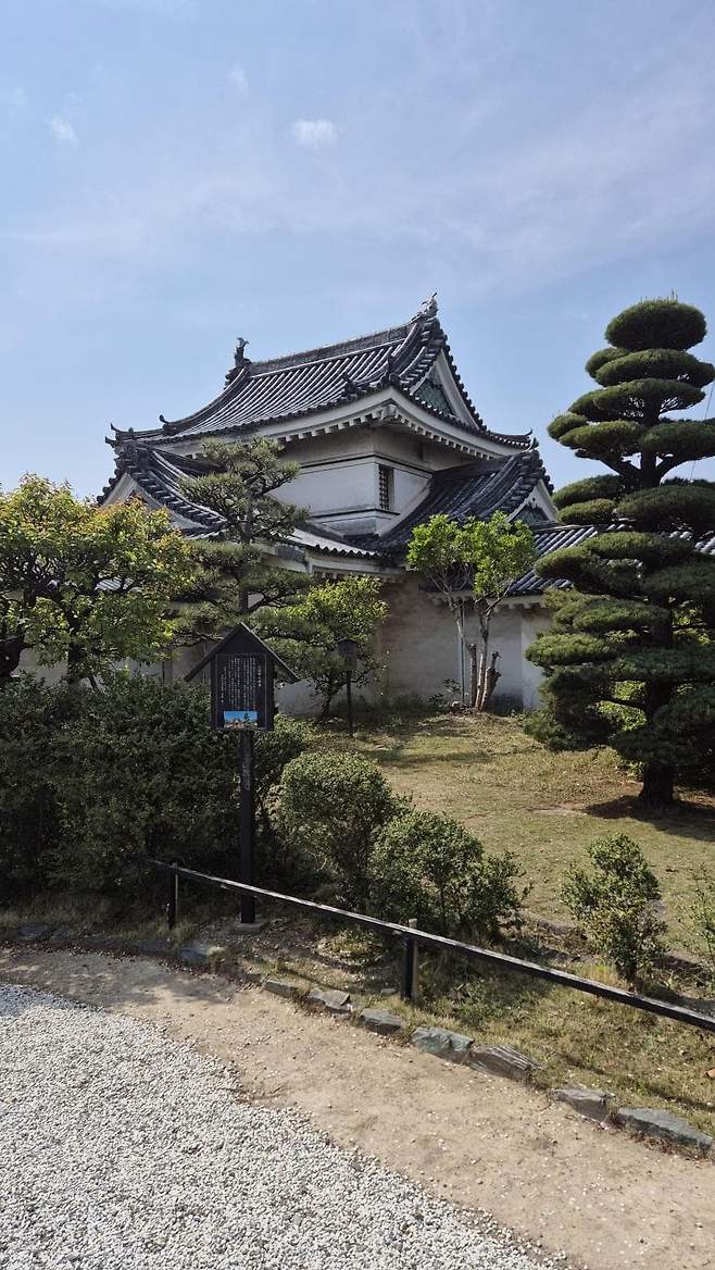 7fed8273b58669fe51ee82e442847c73bf5aa492dedd050e057013781106958d