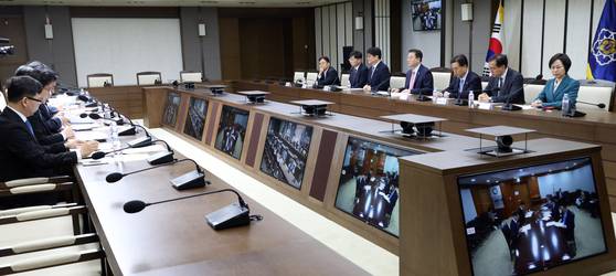 방기선 국무조정실장이 23일 세종시 정부세종청사에서 열린 제5차 외청장 회의에서 발언하고 있다. 뉴시스