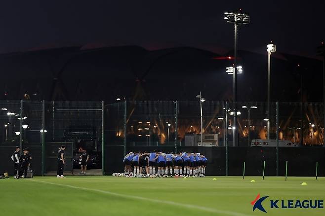 사우디아라비아 현지에서 훈련하는 광주 선수단. 제공 | 한국프로축구연맹