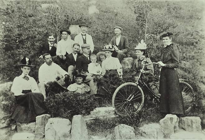 전주서문교회를 개척한 미국 남장로교 7인의 선교사 가족들. /전주서문교회