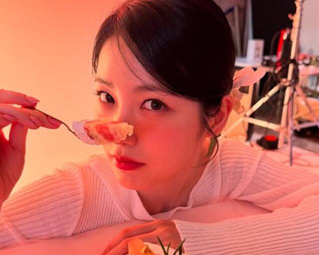 신예은이 예능에 나가면 텐션을 주체할 수 없다고 밝혔다. / 신예은 SNS 캡처