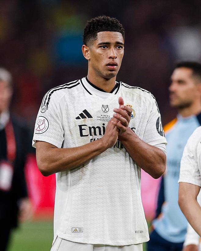 레알 마드리드 핵심 미드필더 주드 벨링엄이 27일(한국시간) 바르셀로나와 국왕컵 결승에서 2-3으로 패한 뒤 허무한 표정을 짓고 있다. 사진출처|레알 마드리드 페이스북