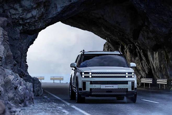 현대차 싼타페 실내