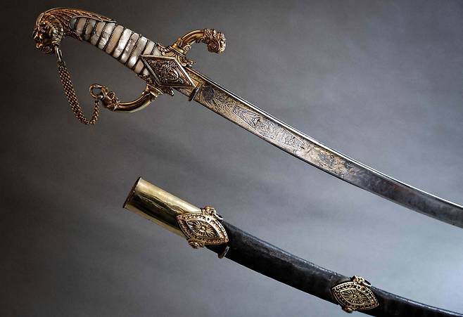 프랑스 황제 나폴레옹이 생전 소장하던 검이 내달 파리 경매에 오른다. /AFP 연합뉴스