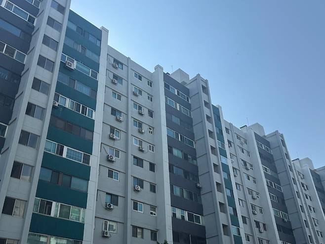 28일 오후 3시 서울 영등포구 여의도동 대교아파트 전경. /사진=박지윤 기자