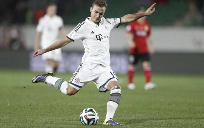 뮌혐4.jpg 스압) 주관적인 빅클럽 역대급 유니폼