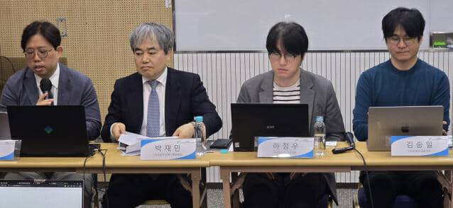 과실연이 30일 미디어데이를 마련하고, 새정부에 바라는 어젠다를 발표했다. 왼쪽부터 안준모 고려대 교수, 박재민 정책기획위원장, 하정우, 김승일 공동대표.(왼쪽부터)