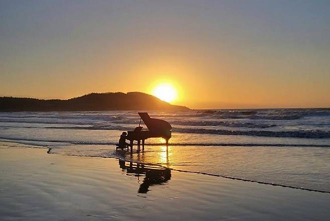 전라남도 신안군은 4월 26~27일 이틀간 신안 1004 뮤지엄파크 일원에서 '피아노의 섬 자은도! 피아노의 고향 이탈리아와 만나다!'라는 주제로 '2025 신안군 피아노섬 축제'를 개최했다. / 사진=신안군