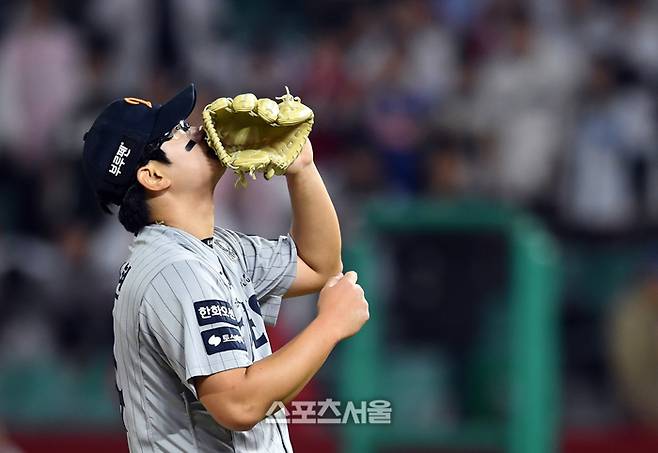 한화 김서현이 세리머니를 하고 있다. 문학 | 박진업 기자 upandup@sportsseoul.com