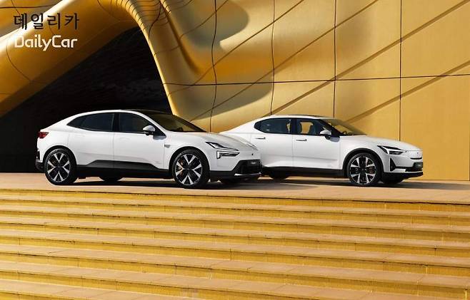 폴스타 4, 폴스타 2