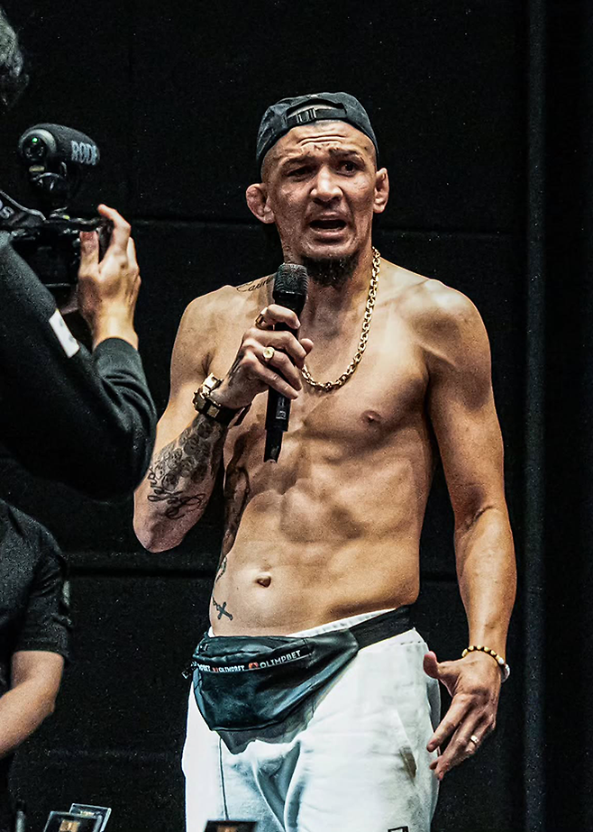 ‘노블레스’ 미우송 카스트루가 2025년 4월 서울특별시 롯데시네마 월드타워점 4관 블랙컴뱃 14 미디어데이에서 말하고 있다. 사진=이데아 파라곤