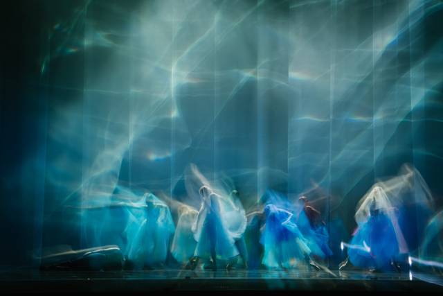 5월 10~11일 영화의전당 하늘연극장에서 만날 수 있는 창작 발레 샤이닝 웨이브. 영화의전당 제공
