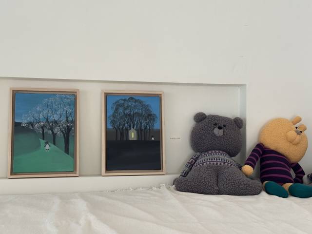 ‘왜그랬어.곰’-오소영 초대전 전경. 김은영 기자