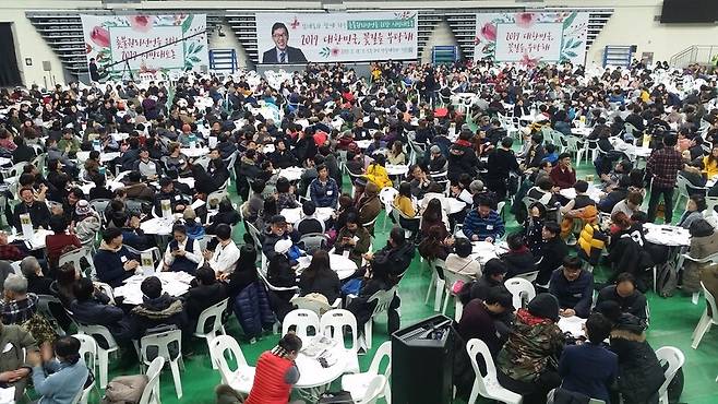 2017년 2월18일 서울 중구 장충체육관에서 열린 시민대토론. 이날 시민들이 가장 힘주어 말한 것은 사회·국민·언론·정의·민주주의 등이었다. 박근혜정권퇴진비상국민행동 제공